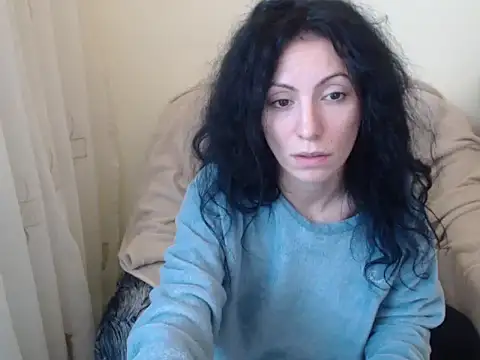 Emmatoo live sex cam