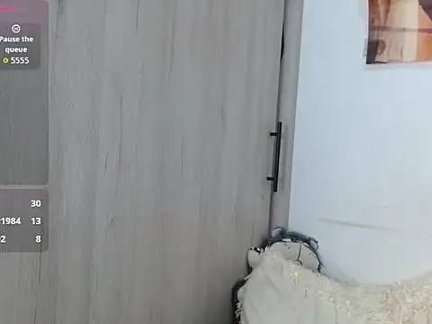 Ambermuse7's cam snapshot