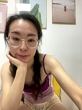 you-005's cam snapshot