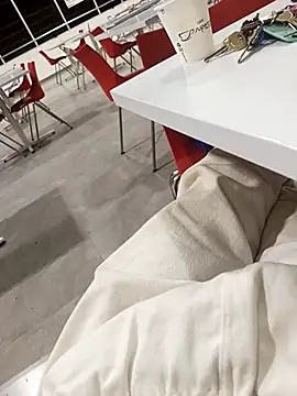 Dannyel2020's cam snapshot