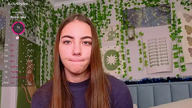 Fit_Brunette_'s cam snapshot