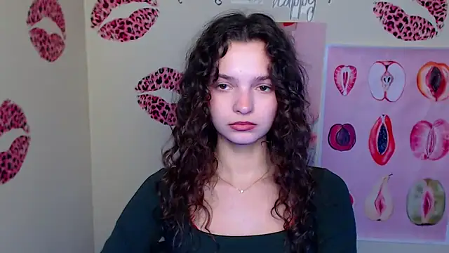 _SusieSu_'s cam snapshot