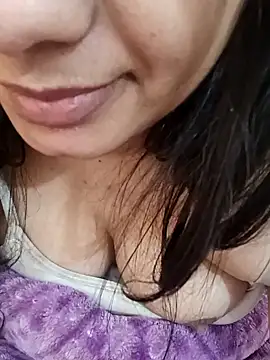 CuteSarikaLIVE live sex cam