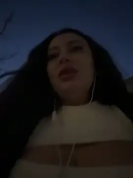 AndreaMood live sex cam