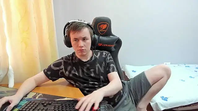 iliaskrislove live sex cam