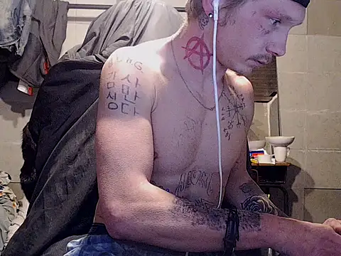 mastertrap live sex cam