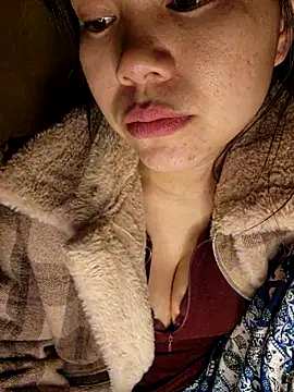 Xiu-L's cam snapshot