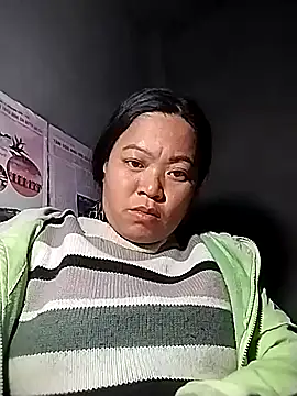 AlilaK2's cam snapshot