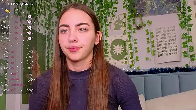 Fit_Brunette_'s cam snapshot