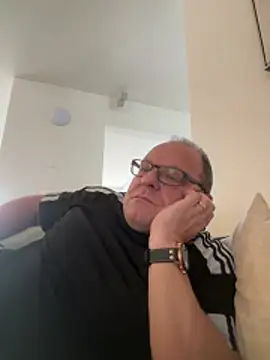 coupleLatinaLovers live sex cam