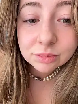 curvyflawless live sex cam