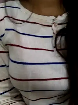 Ananya_34's cam snapshot