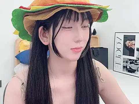 lnua-lnua's cam snapshot