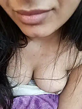 CuteSarikaLIVE's cam snapshot