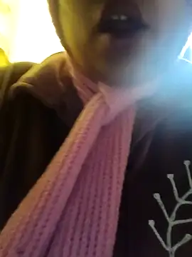 Desi_Biwi's cam snapshot