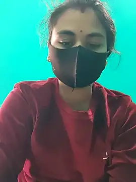 DivyaBhabhi69@xh's cam snapshot