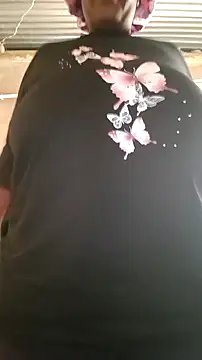 STUFUZASABO's cam snapshot