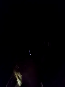 bella-la's cam snapshot