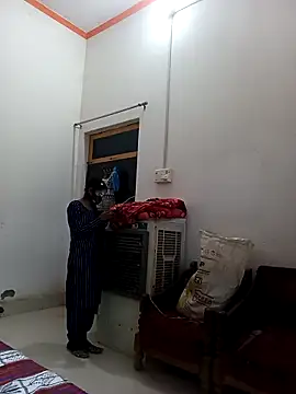 Riya_917's cam snapshot