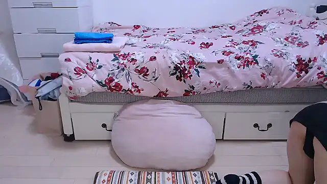 AMI___oO live sex cam