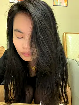 ella-ys's cam snapshot