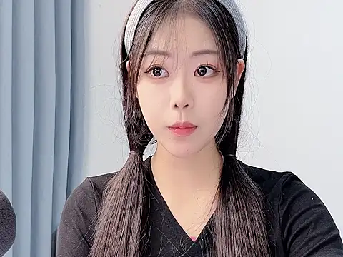 smalldaisy's cam snapshot