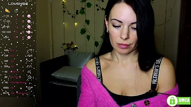 Rita_lovvylyou live sex cam