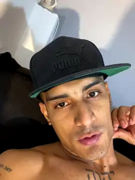 Maicol_xxxx live sex cam