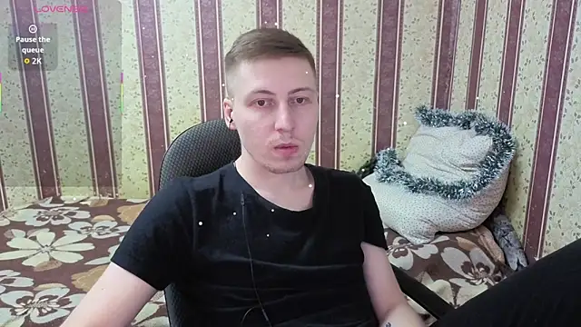 darienlarge live sex cam