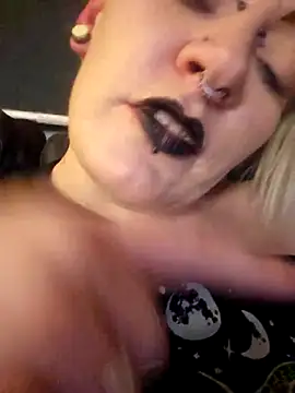 PinkTheHawk live sex cam