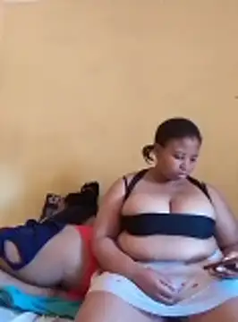 Prettyboobiesx's cam snapshot