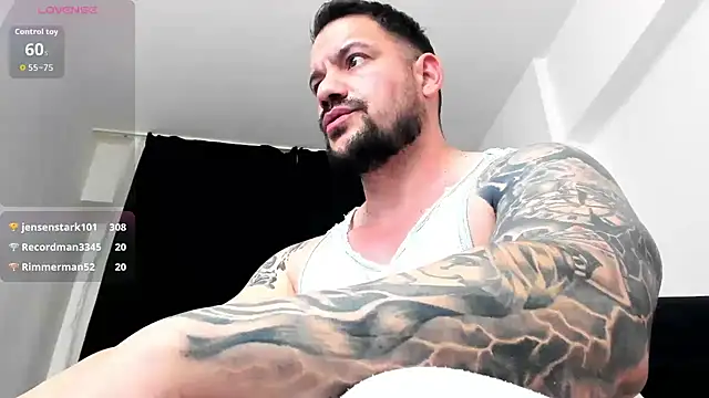 musclemonster31's cam snapshot