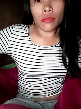 CoMay003's cam snapshot