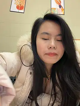 ella-ys's cam snapshot