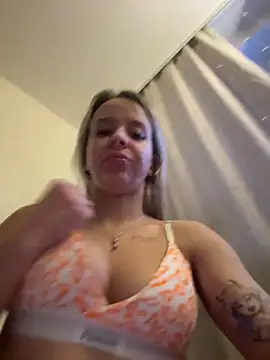 LikaCat live sex cam