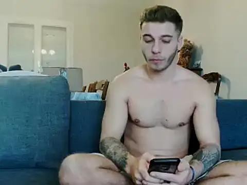 Elkafit28 live sex cam