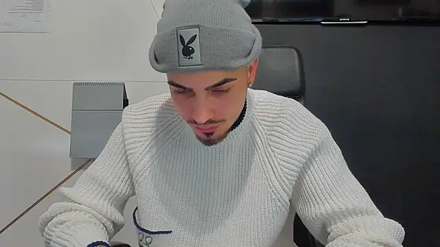 BrandonTate live sex cam