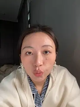 haiyan125216 live sex cam