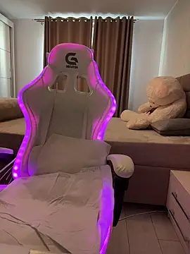 LunaBex's cam snapshot