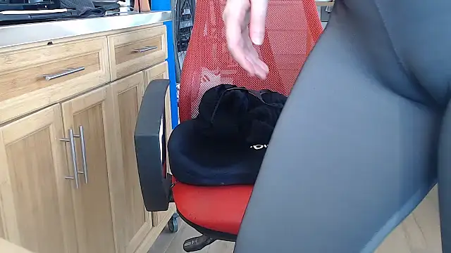 Lisa_Sack's cam snapshot