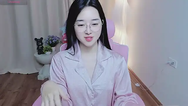 Miu-999 live sex cam