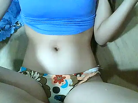 YummyPinay1893's cam snapshot