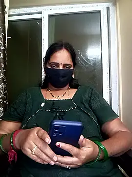 Mee_harini-telugupilla's cam snapshot