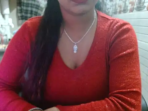 LovingPihu's cam snapshot