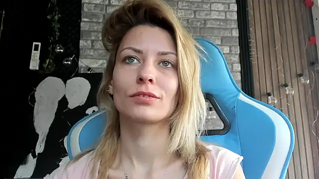 karo123421's cam snapshot