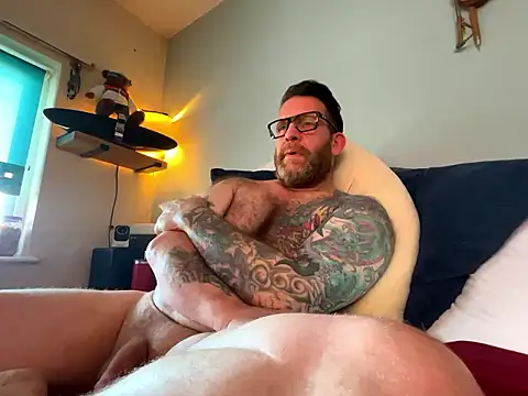Tattooednakedguy's cam snapshot