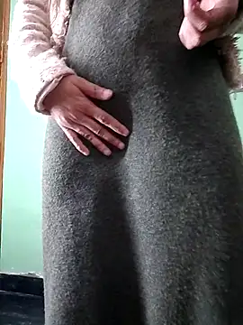 Ruhi_07's cam snapshot