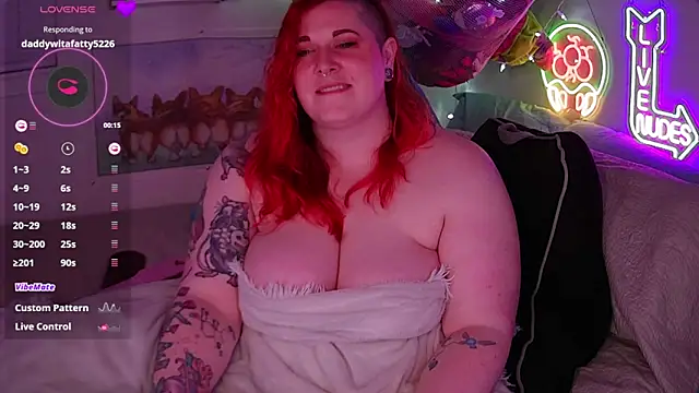 opalreigning's cam snapshot