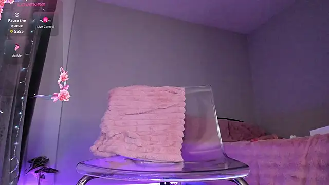 kyliejo18's cam snapshot