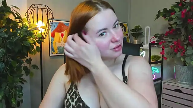 LAYLAxSTAR live sex cam